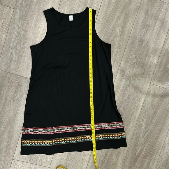 Dress Black Embroidery Sleeveless  Size XXL (runs small) - Picture 5 of 9